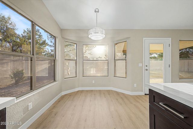 576 S MOOREA Drive, Gilbert, AZ 85296