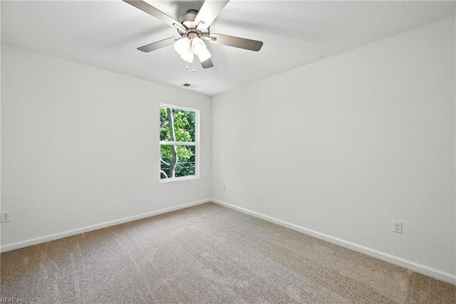 56 Willow Rd, Hampton, VA 23664