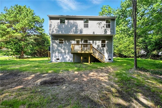56 Willow Rd, Hampton, VA 23664