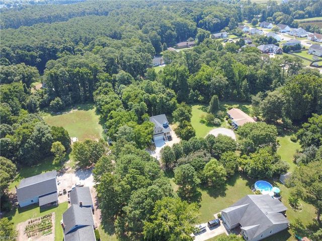 56 Willow Rd, Hampton, VA 23664