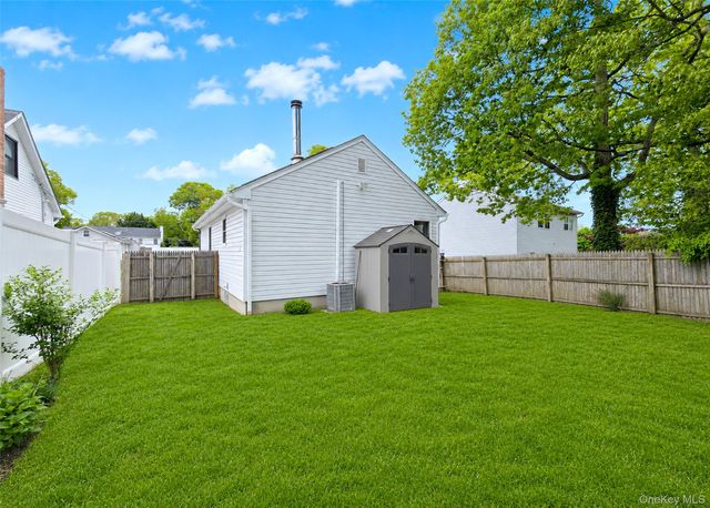 228 Hampton Avenue, Mastic, NY 11950