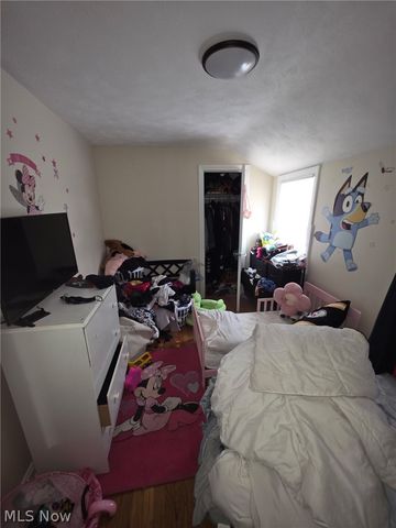 2370 N Taylor Road, East Cleveland, OH 44112