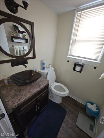 2370 N Taylor Road, East Cleveland, OH 44112