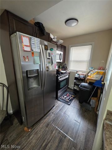 2370 N Taylor Road, East Cleveland, OH 44112