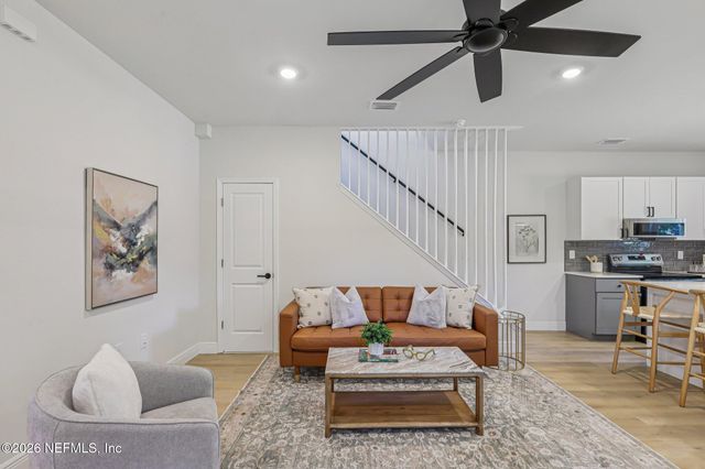 2413 JERUSALEM Street, Jacksonville, FL 32207