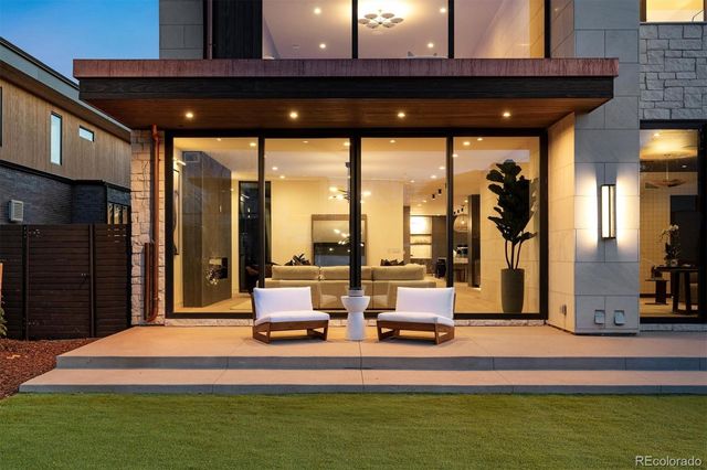 2620 E Cedar Avenue, Denver, CO 80209