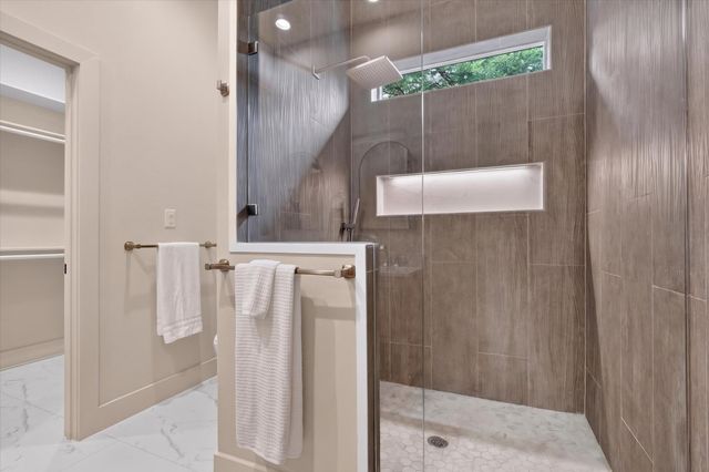3210 Carpenter Avenue, Dallas, TX 75215