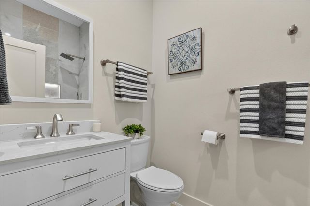 3210 Carpenter Avenue, Dallas, TX 75215