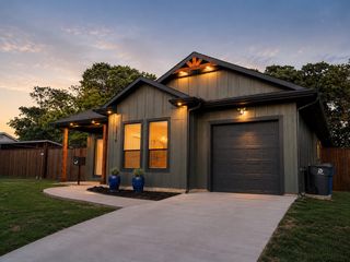 3210 Carpenter Avenue, Dallas, TX 75215