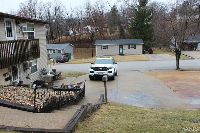 562-564 Virginia Street, Hannibal, MO 63401