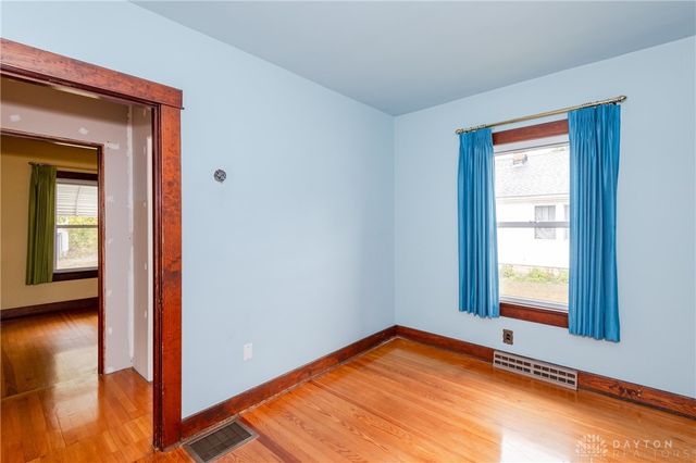 17 N Sunrise Avenue, Dayton, OH 45426