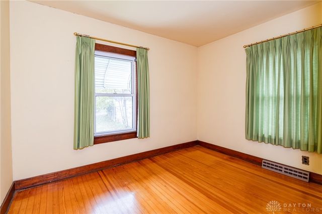 17 N Sunrise Avenue, Dayton, OH 45426