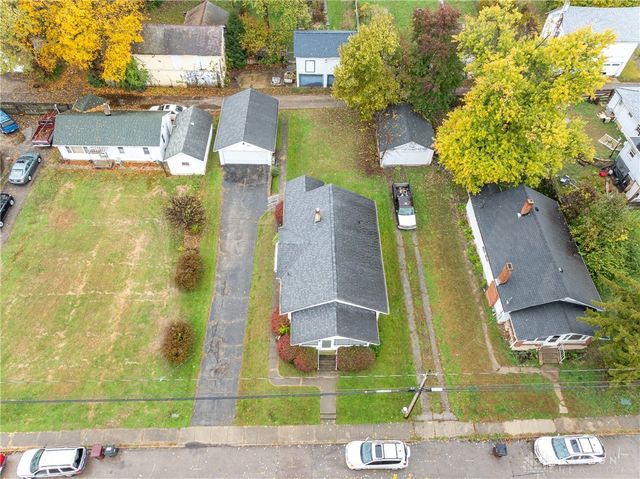 17 N Sunrise Avenue, Dayton, OH 45426