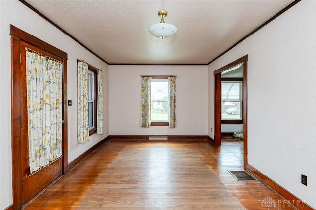 17 N Sunrise Avenue, Dayton, OH 45426