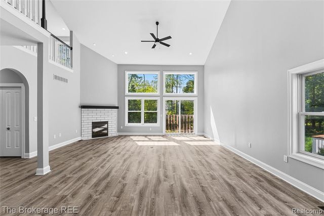10199 Edgewood Drive, Grand Blanc, MI 48439