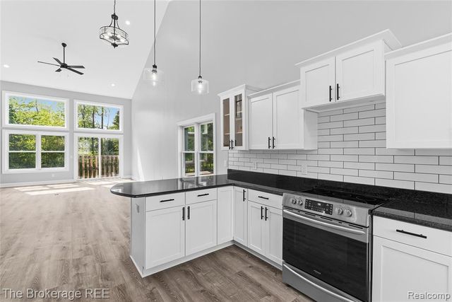 10199 Edgewood Drive, Grand Blanc, MI 48439