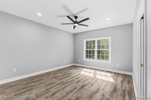 10199 Edgewood Drive, Grand Blanc, MI 48439