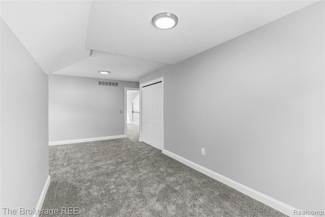 10199 Edgewood Drive, Grand Blanc, MI 48439