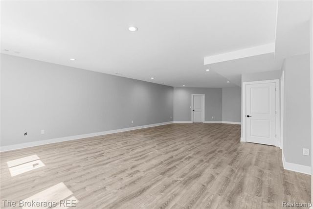 10199 Edgewood Drive, Grand Blanc, MI 48439
