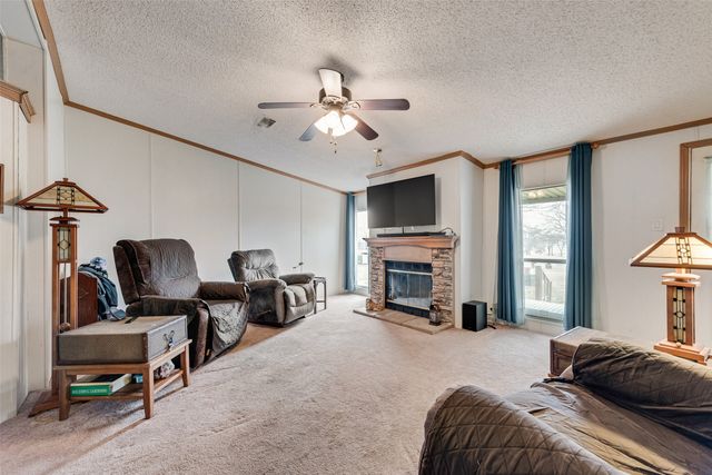 9616 Kelly Lane, Alvarado, TX 76009