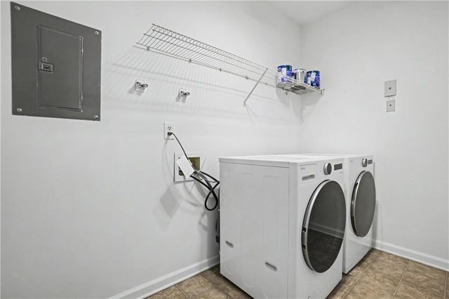 1031 Whitshire Way, Alpharetta, GA 30004