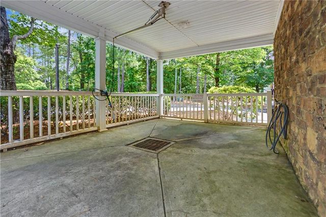 1031 Whitshire Way, Alpharetta, GA 30004