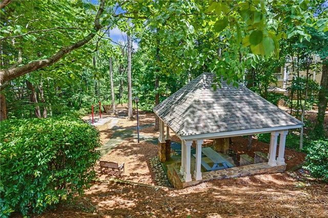 1031 Whitshire Way, Alpharetta, GA 30004