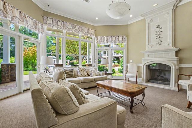1031 Whitshire Way, Alpharetta, GA 30004