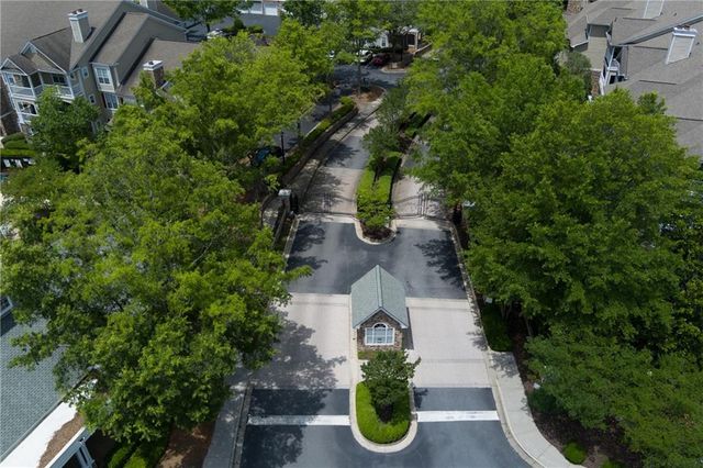1031 Whitshire Way, Alpharetta, GA 30004