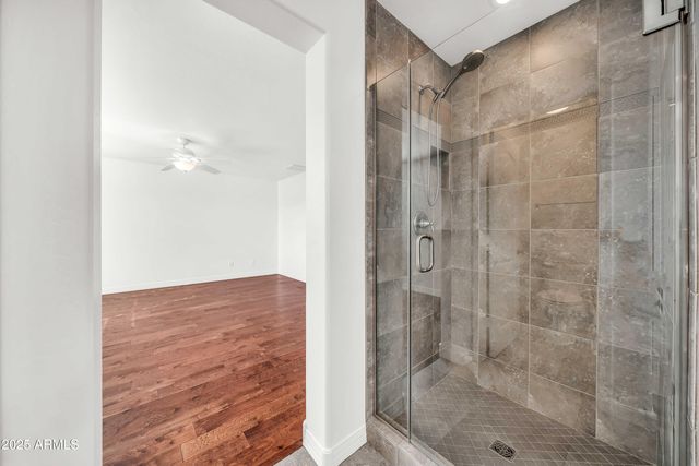 9025 W STATE Avenue, Glendale, AZ 85305