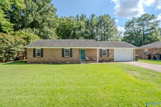 1209 Clarkview Street SW, Decatur, AL 35601