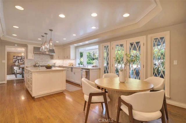 4200 Gayle Drive, Tarzana, CA 91356