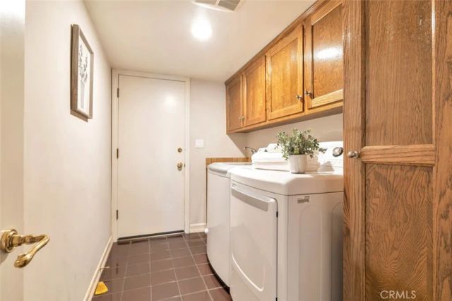 4200 Gayle Drive, Tarzana, CA 91356