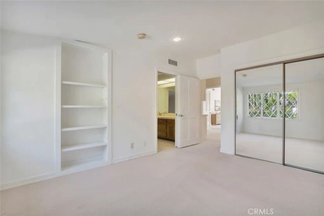 4200 Gayle Drive, Tarzana, CA 91356