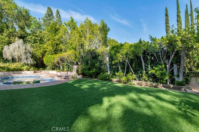 4200 Gayle Drive, Tarzana, CA 91356