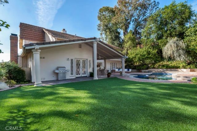4200 Gayle Drive, Tarzana, CA 91356