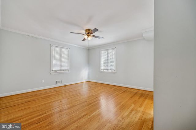 4212 MATTHEWS LN, Kensington, MD 20895