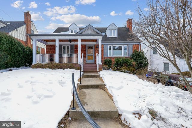 4212 MATTHEWS LN, Kensington, MD 20895