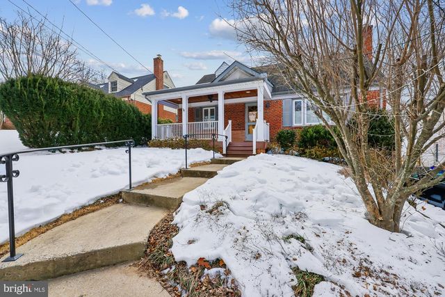 4212 MATTHEWS LN, Kensington, MD 20895