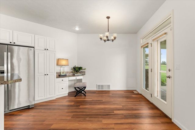 1013 N Country Club Dr, Deer Park, WA 99006