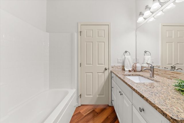 1013 N Country Club Dr, Deer Park, WA 99006