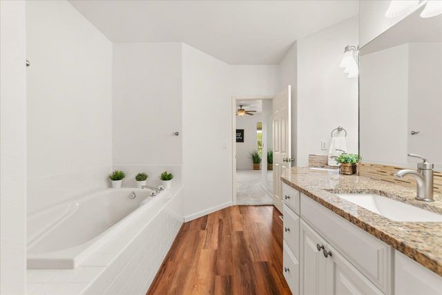 1013 N Country Club Dr, Deer Park, WA 99006