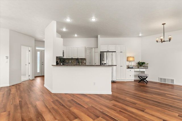 1013 N Country Club Dr, Deer Park, WA 99006