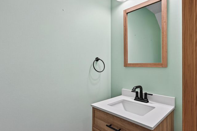 11357 Aberdeen Circle NE B, Blaine, MN 55449