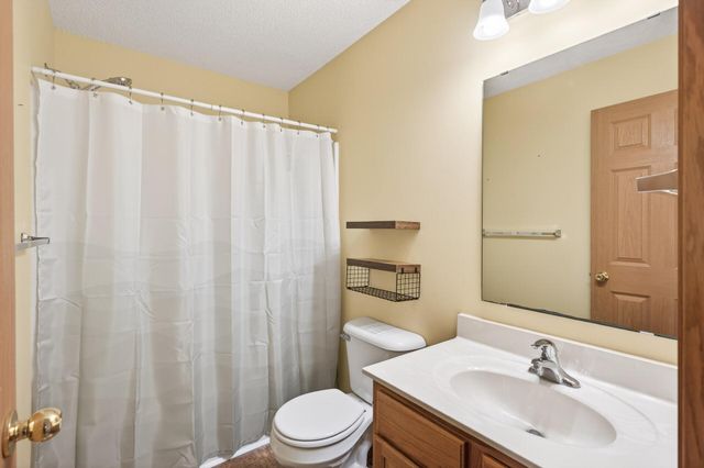 11357 Aberdeen Circle NE B, Blaine, MN 55449