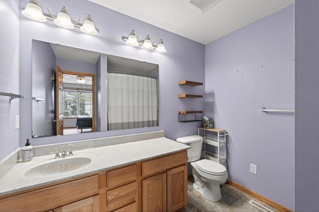 11357 Aberdeen Circle NE B, Blaine, MN 55449