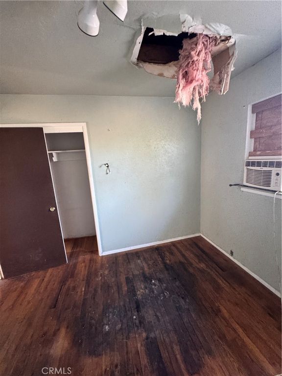 Image 12 of property listing at 5703 E Hampton, Fresno, CA 93727