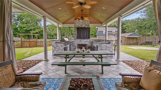 1401 Watson Drive, Deer Park, TX 77536