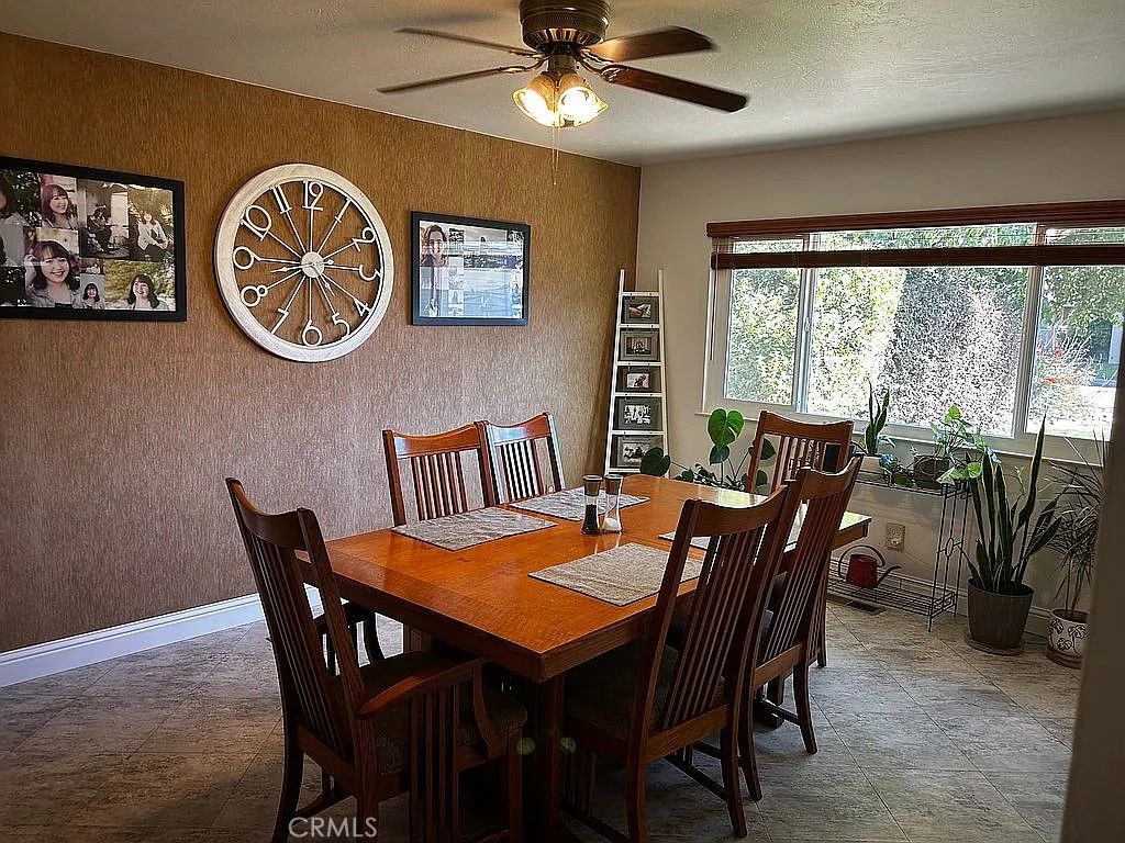 Image 12 of property listing at 1046 W Princeton Avenue, Visalia, CA 93277