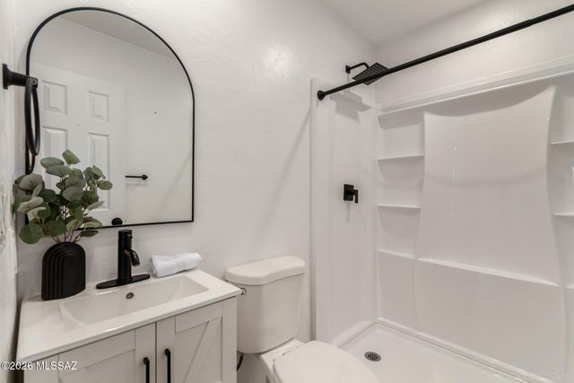 7120 E 38th Street, Tucson, AZ 85730